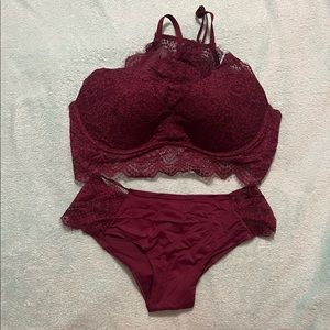 Victoria’s Secret (pink) set
